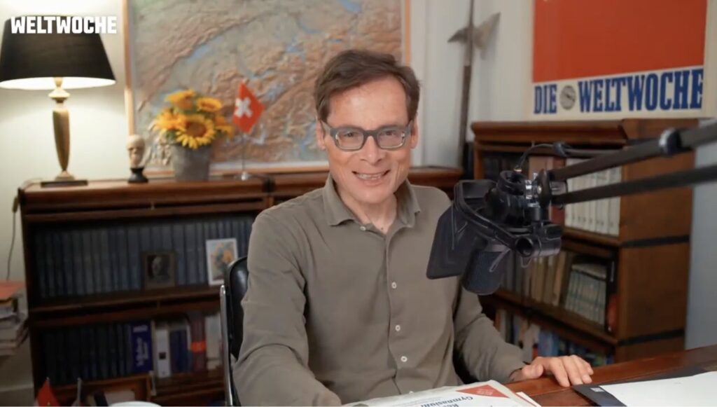 Schwarzer Peter: Rassismus-Anzeige gegen Kindergärtnerin. SVP: Braves Nostalgieplakat für Neutralitäts-Initiative. Schildbürgerstreich: Traditionsreiche Zürcher Schule soll verschwinden. Neue gedruckte Weltwoche
